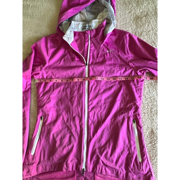NIKE Golf Bright Pink Hooded 2-Way Zip Lightweight Jacket Size S (Bx 19) - Picture 10 of 11